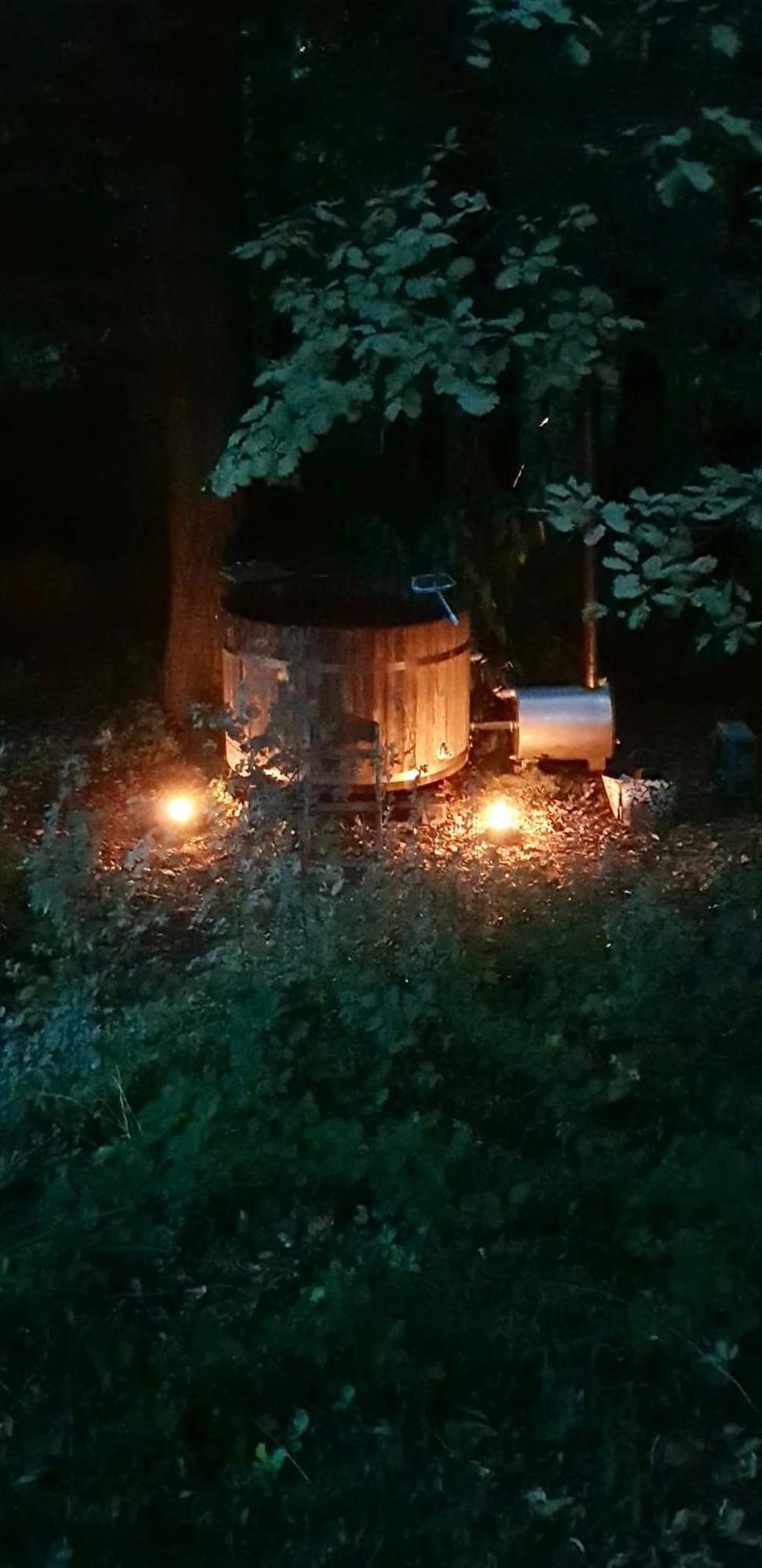Blockhaus Chalet Mit Beheizbarem Badefass Und Infrarotsauna Auf Der Terrasse Oberschützen Exterior foto